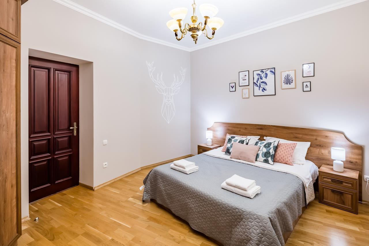 High Castle Apartment Львов Экстерьер фото